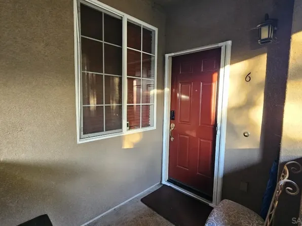 14510 Camino De La Luna Unit 6, San Diego, CA 92127