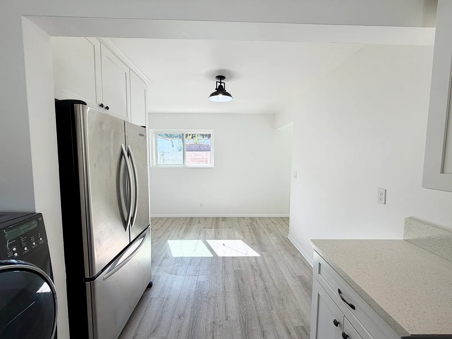 2 bed, 1100 sqft, $3,750 — Photo 4