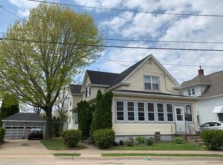 1725 Clarke Dr, Dubuque, IA 52001