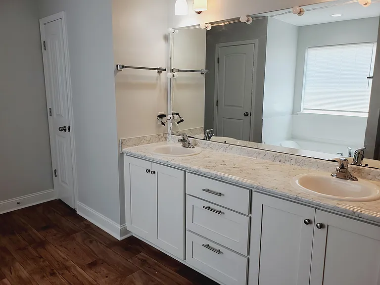 65 Thorp Cir — Photo 10