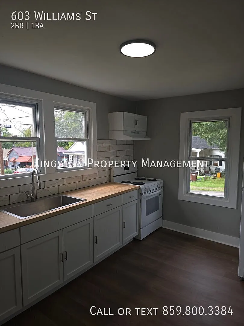 Beautifully Remodeled 2-Bedroom Home in Paris, KY — Photo 1