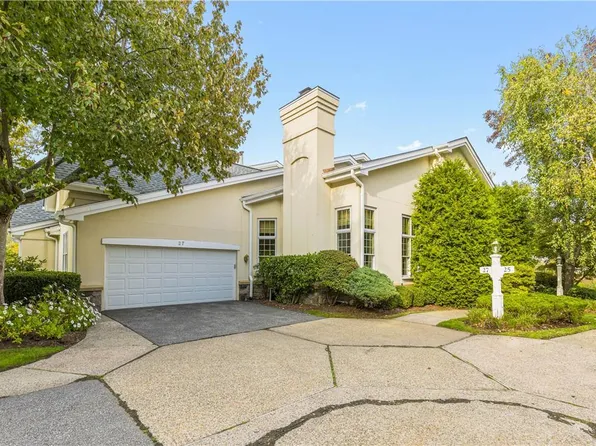 27 Doral Greens W, Rye Brook, NY 10573