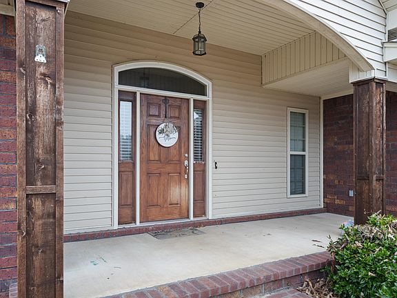 3rd image of 3 Abby Ln