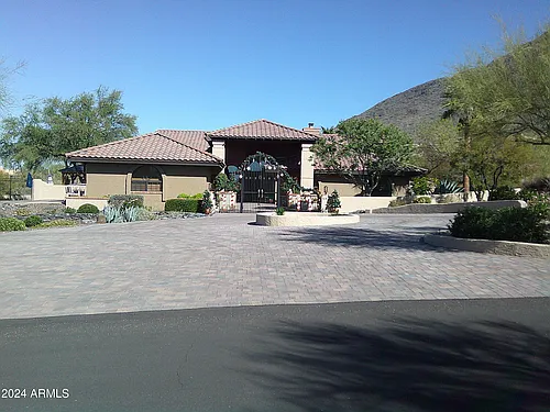 5930 E Leisure Ln Photo 1