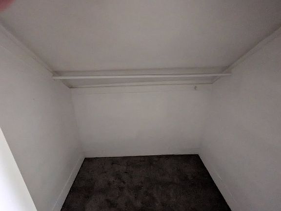3rd image of 36 Maple Ave