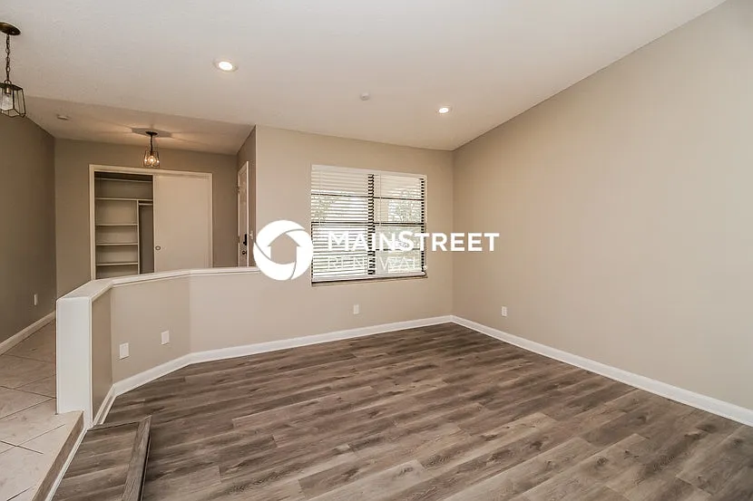 754 Bistline Ave — Photo 3