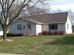 215 S Maple St, Stillman Valley, IL 61084