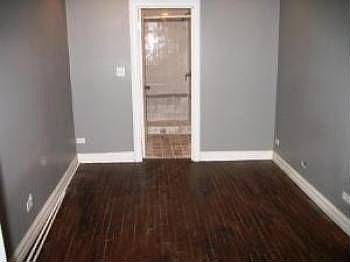 4th image of 1414 W Catalpa Ave #2