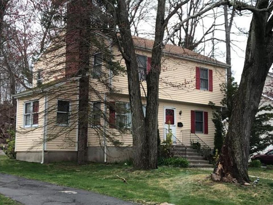 2nd image of 126 Van Buskirk Ave