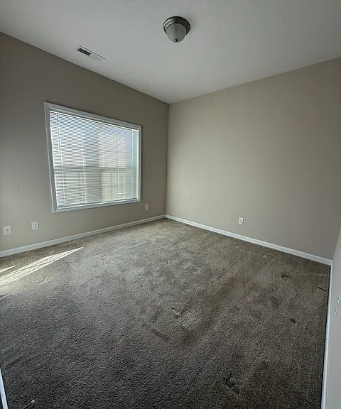 705 Stafford Ln — Photo 12