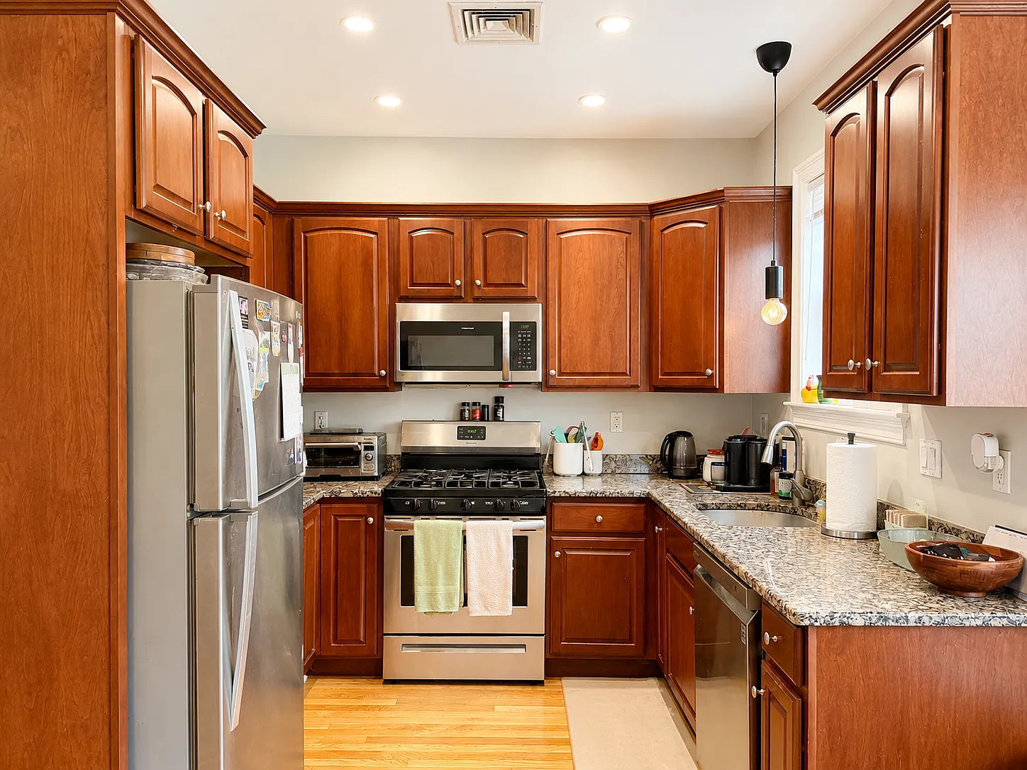 104 Boston St — Photo 3