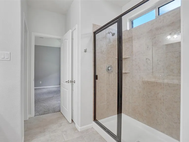 10514 Kentington Oak Dr — Photo 29