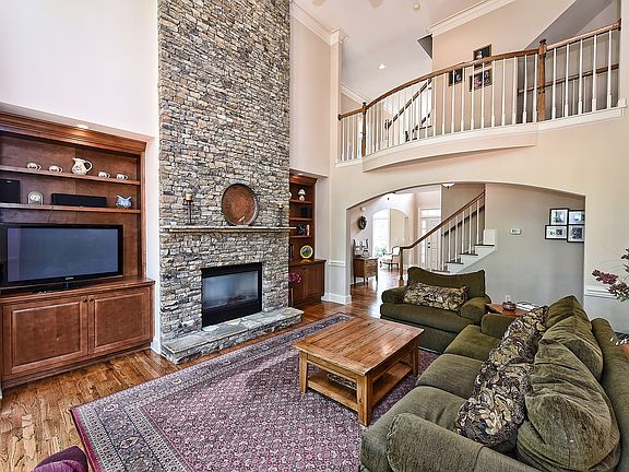 Floor to Ceiling Fireplace