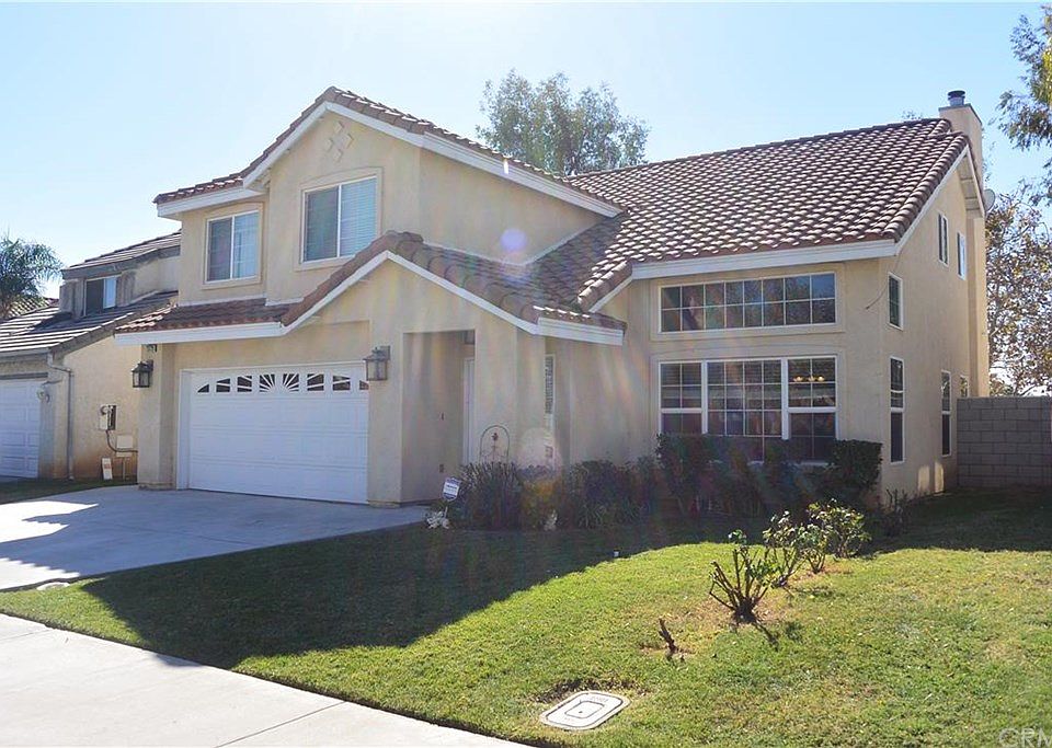 1st image of 23729 Bouquet Canyon Pl