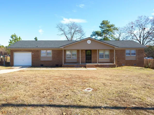 5944 McDougal Dr, Fayetteville, NC 28304