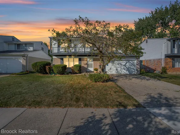 14670 Talbot Ave, Oak Park, MI 48237