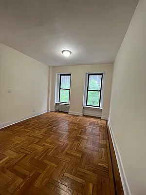 Rented by City Connections Realty | media 2