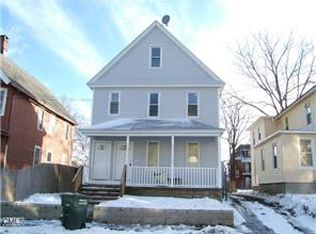 210-212 Smith St, Bridgeport, CT 06607