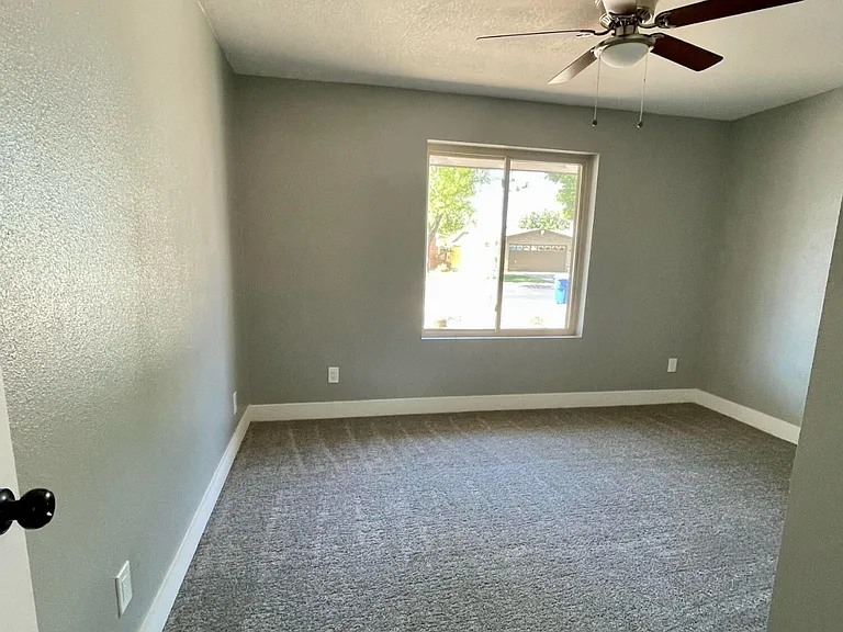2929 S Estrella Cir — Photo 8