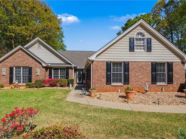 115 Buck Creek Dr, Covington, GA 30016
