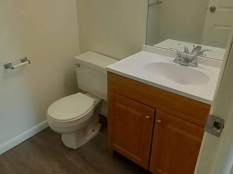 24998 Cooper Ave — Photo 7