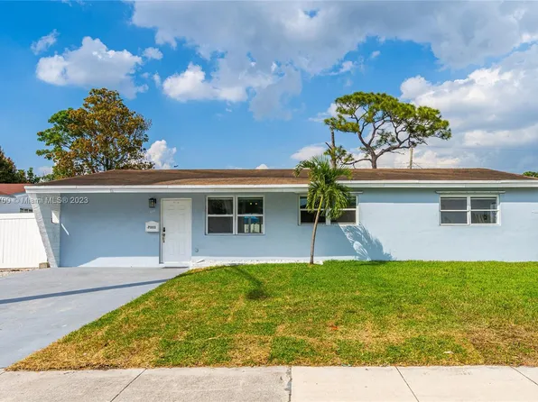 7111 Sheridan St, Hollywood, FL 33024