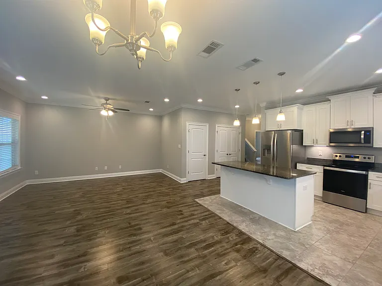 8461 Laredo St — Photo 26