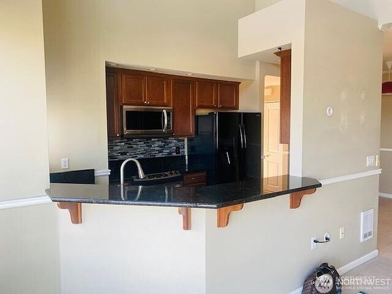3rd image of 2424 S 41st Street #536