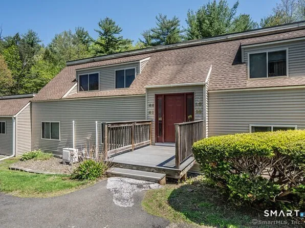 38 Library Lane #38, Simsbury, CT 06070