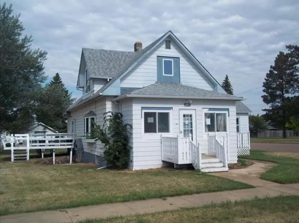 230 2nd St N, Richardton, ND 58652