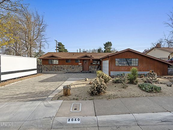 2nd image of 2060 Carlin St