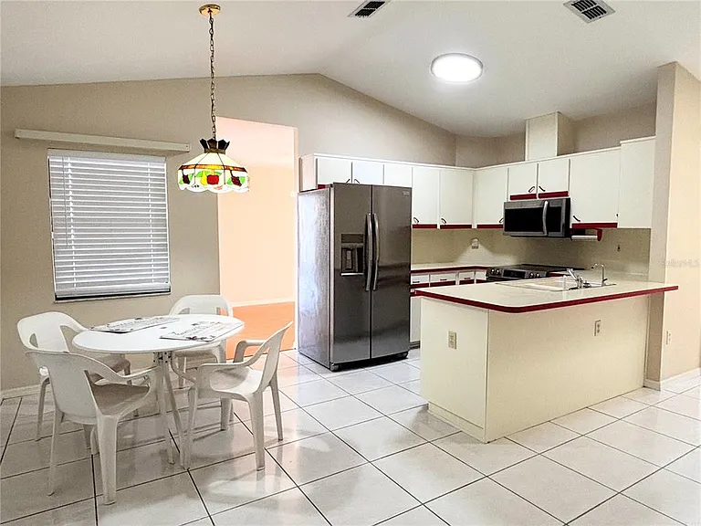 1503 Overland Dr — Photo 7
