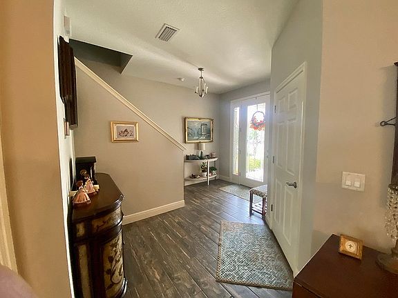4th image of 12972 Burns Dr