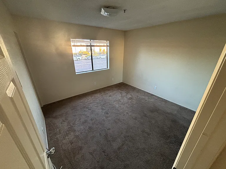 134-138 4th Ave #6 — Photo 13
