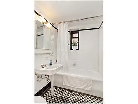 Rented by Douglas Elliman | media 6