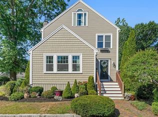 4 Sunset Rd, Braintree, MA 02184
