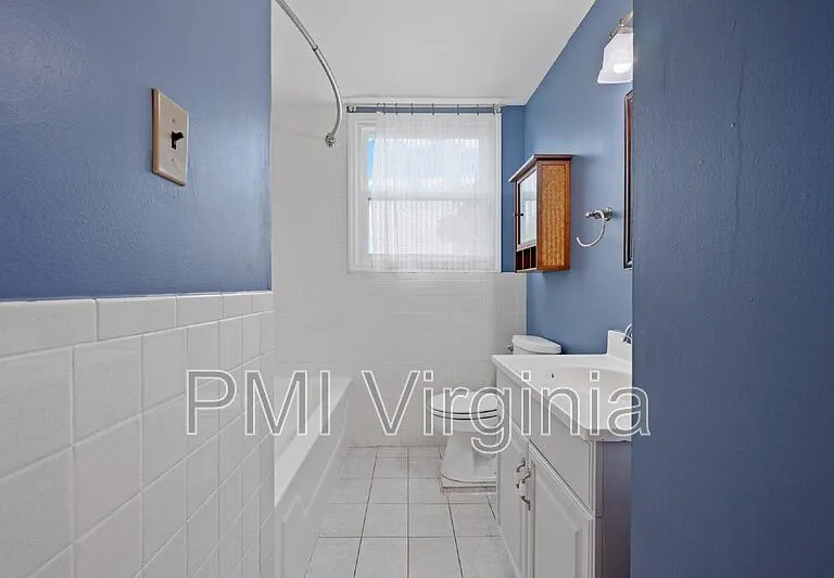 7805 Sheryl Dr — Photo 25