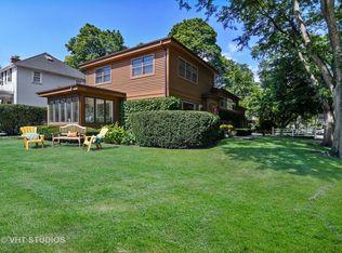 2100 Fir St, Glenview, IL 60025