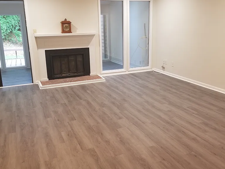 201 Estes Dr #C — Photo 3