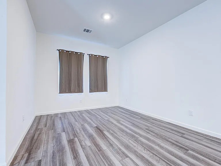 1005 Blue Beech Ln — Photo 13