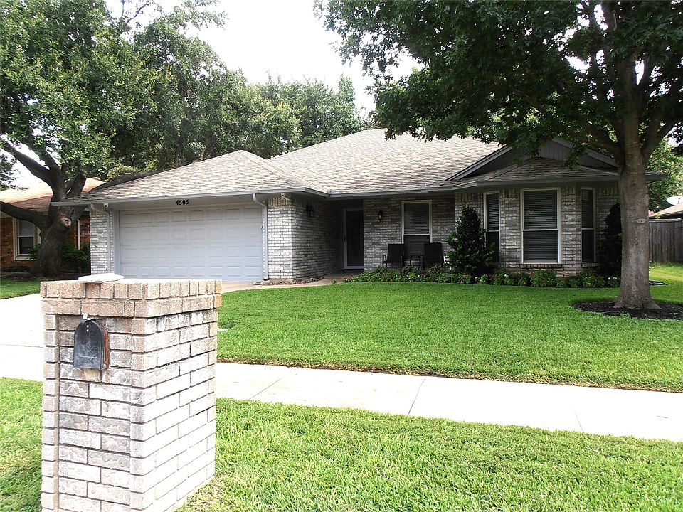 1st image of 4505 Royal Springs Dr