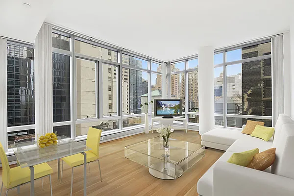 Rented by HighRiseNY | media 1