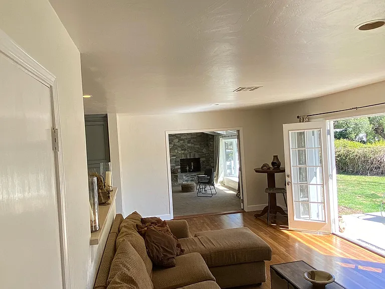 2061 Los Encinos Rd — Photo 7