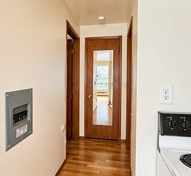 4411 Corliss Ave N — Photo 3