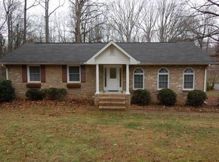 1091 Mountain Woods Ct, Stone Mountain, GA 30087