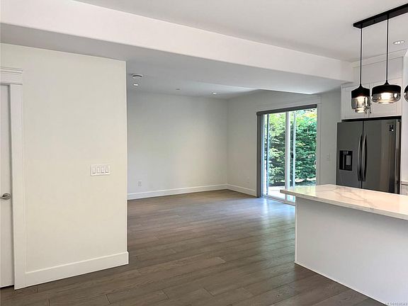 5th image of 5160 Hammond Bay Rd #105