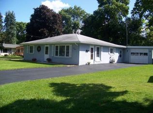 720 Elm St, Sandwich, IL 60548