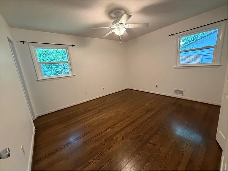 4135 Hideaway Dr — Photo 22