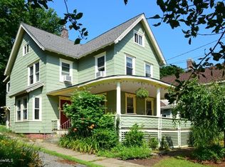 7 Hart St, Great Barrington, MA 01236