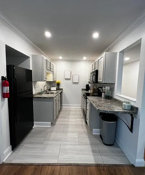 625 Penny Ln #625 — Photo 3